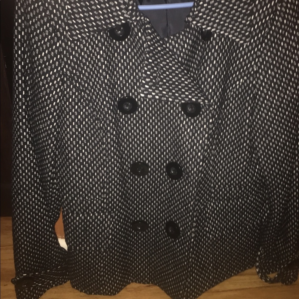 Charter Club black and white women’s peacoat